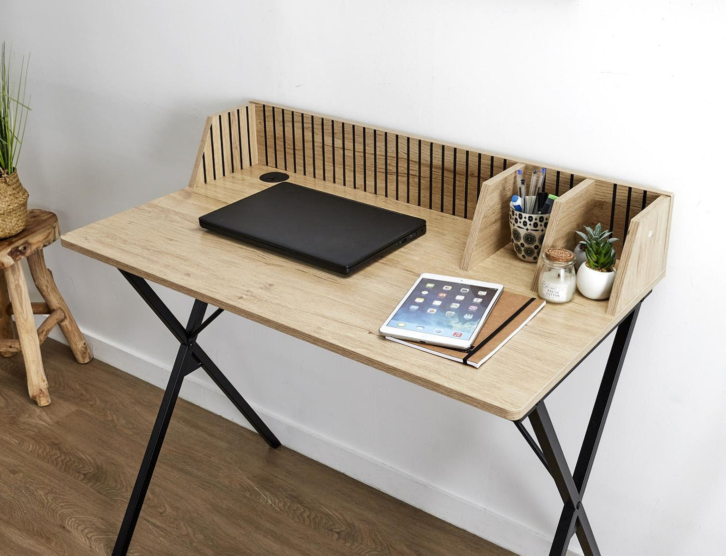 Γραφείο Klaus Home Deco Factory με 2 διαμερίσματα αποθήκευσης και διαστάσεις 90x50x84.5cm