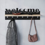Κρεμάστρα τοίχου Welcome Megapap χρώμα μαύρο – sapphire oak 86×15,2×29εκ.